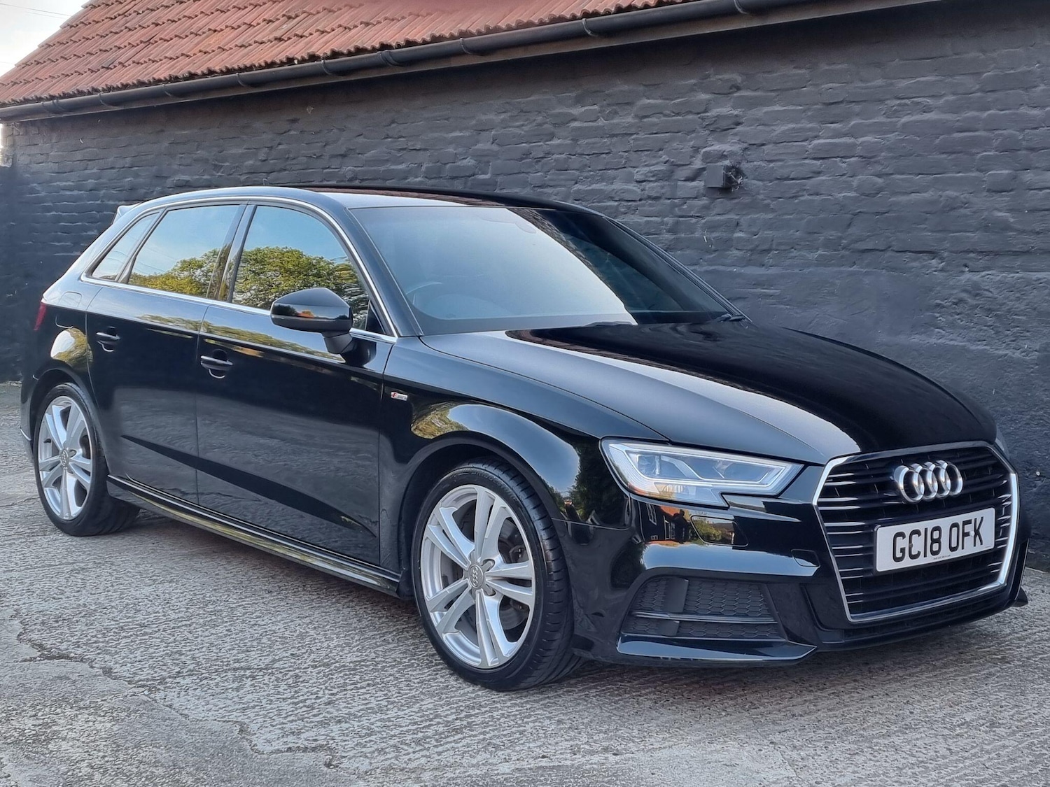 Used Audi A3 2018 for sale - 76072474: Photo 2