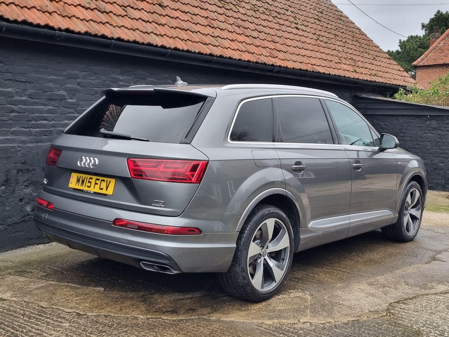 Used Audi Q7 2015 for sale - 76952699: Photo 15