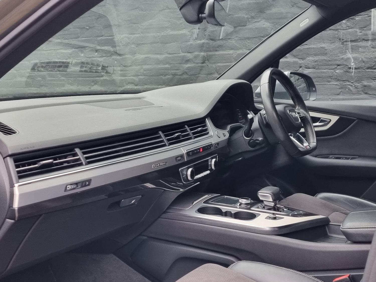 Used Audi Q7 2015 for sale - 76952699: Photo 18