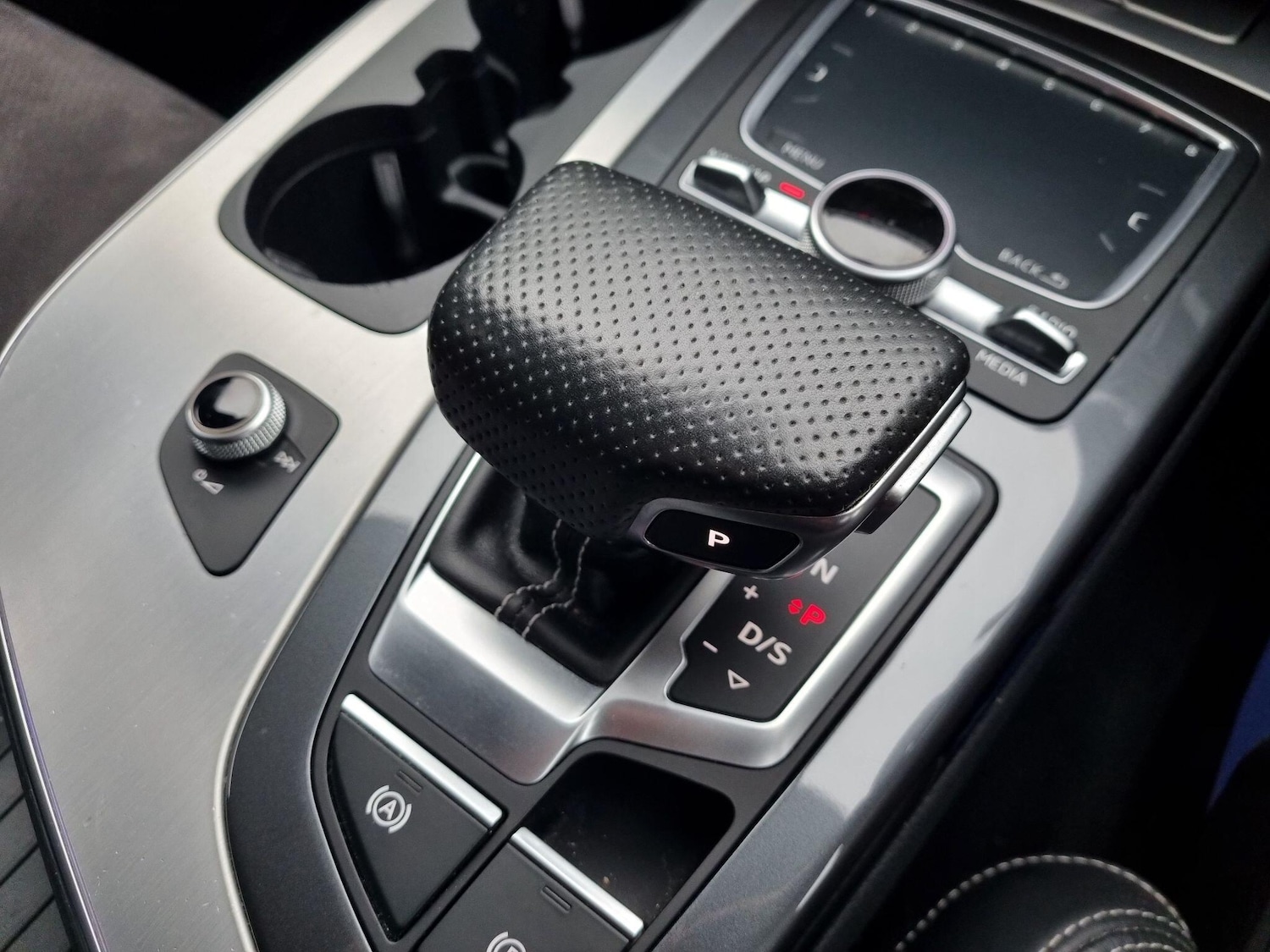 Used Audi Q7 2015 for sale - 76952699: Photo 19