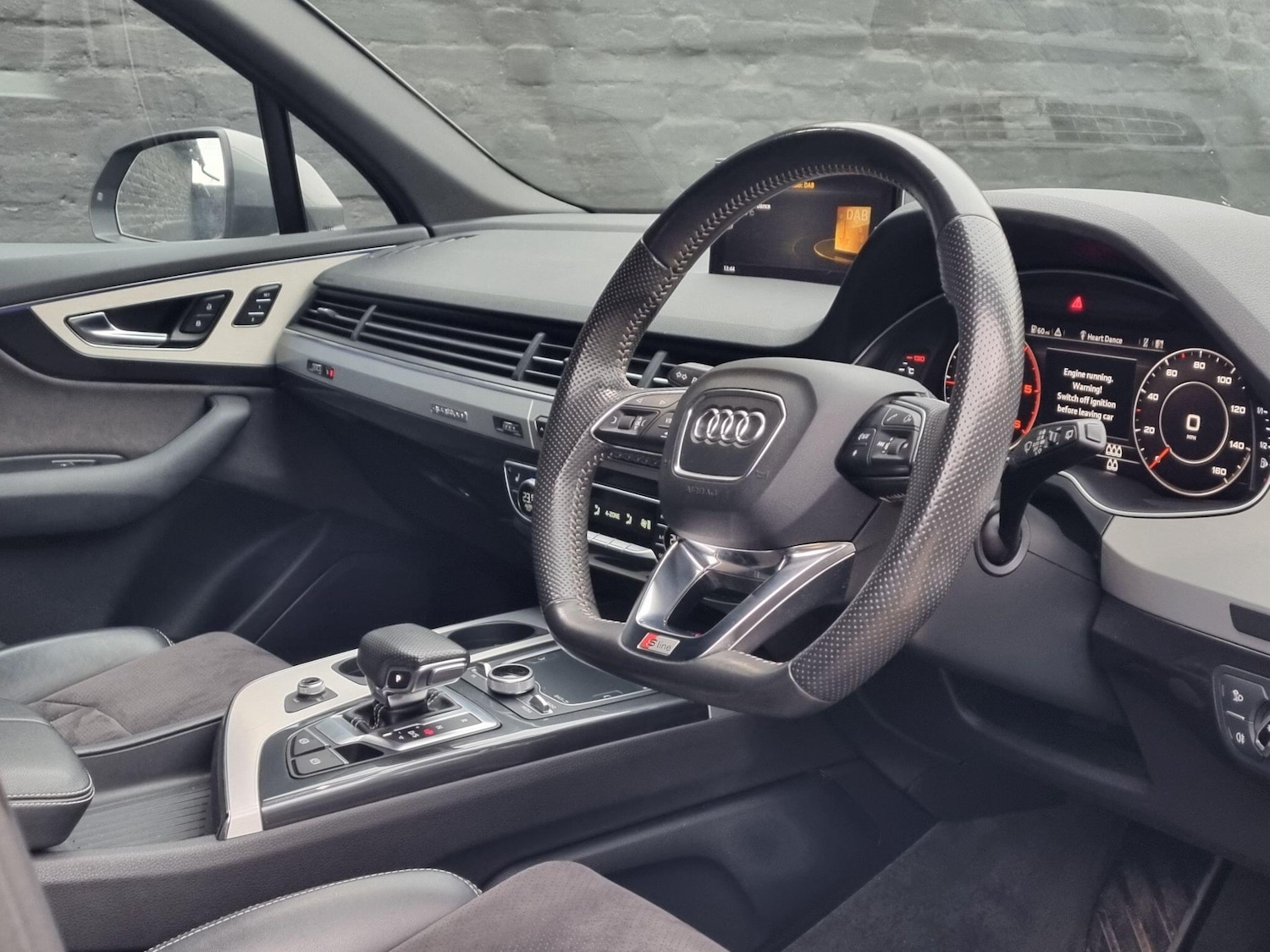 Used Audi Q7 2015 for sale - 76952699: Photo 20