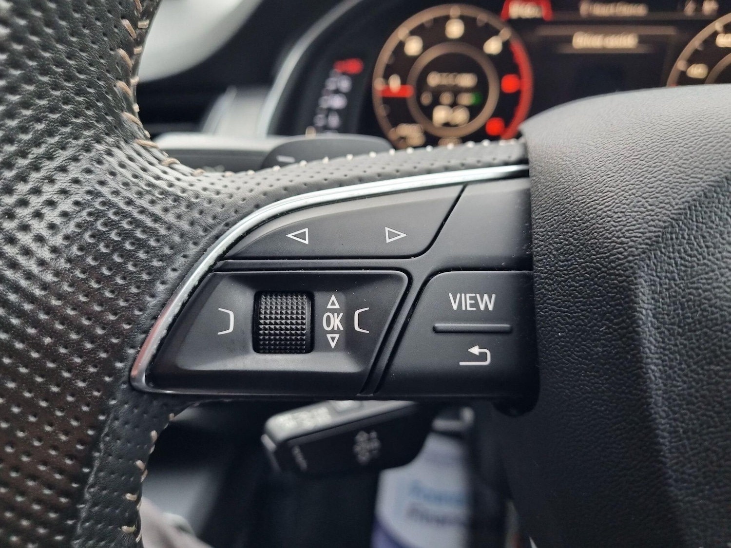 Used Audi Q7 2015 for sale - 76952699: Photo 31