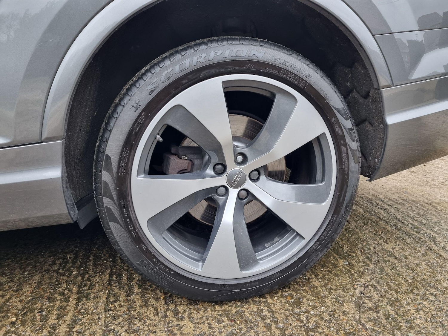 Used Audi Q7 2015 for sale - 76952699: Photo 40