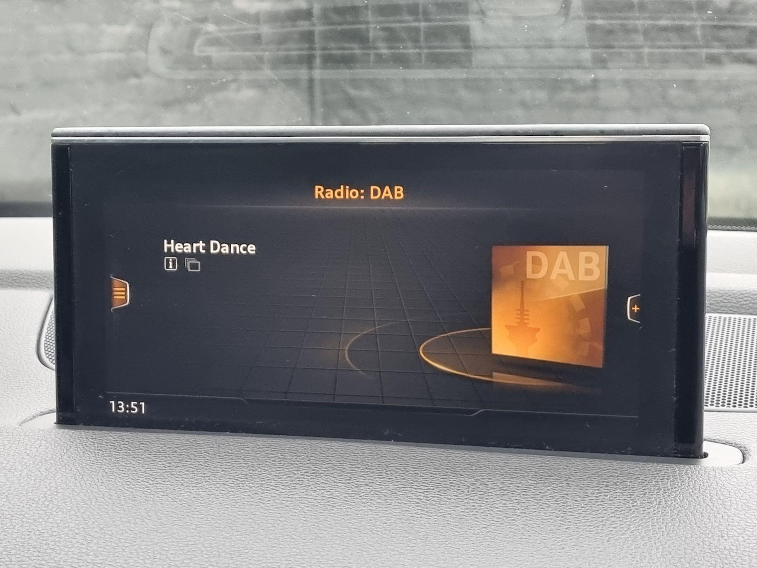 Used Audi Q7 2015 for sale - 76952699: Photo 44