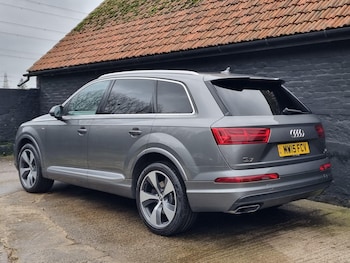 Used Audi Q7 2015 for sale - 76952699: Photo