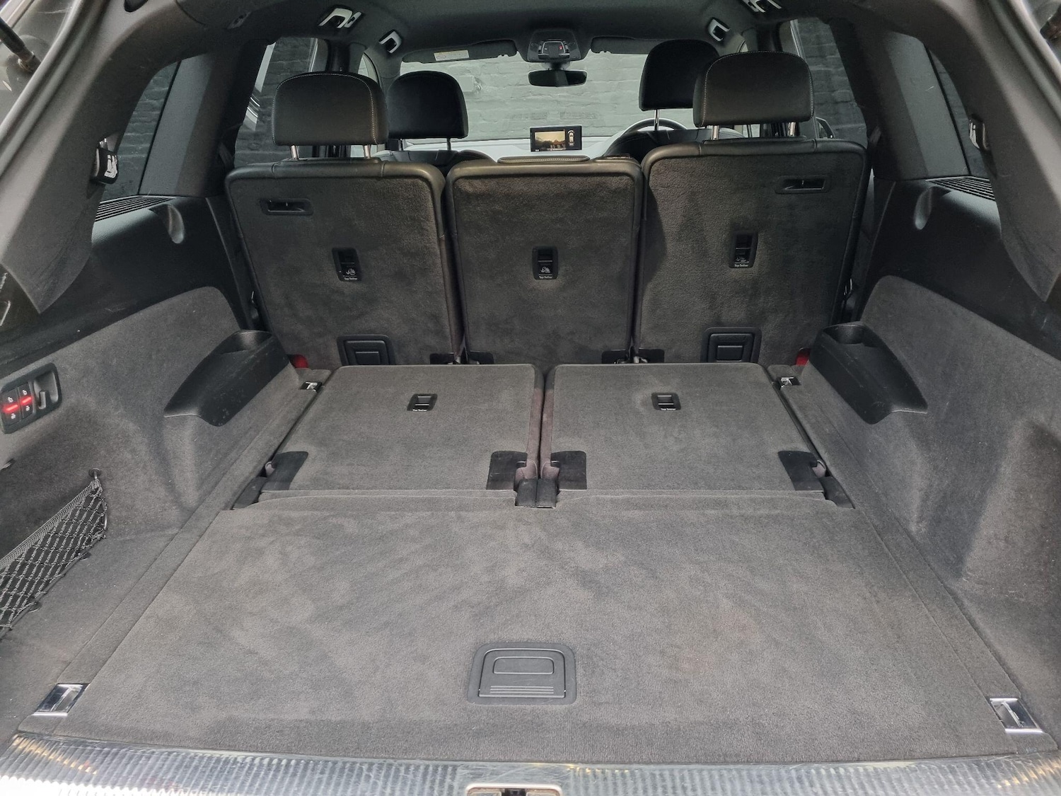 Used Audi Q7 2015 for sale - 76952699: Photo 50