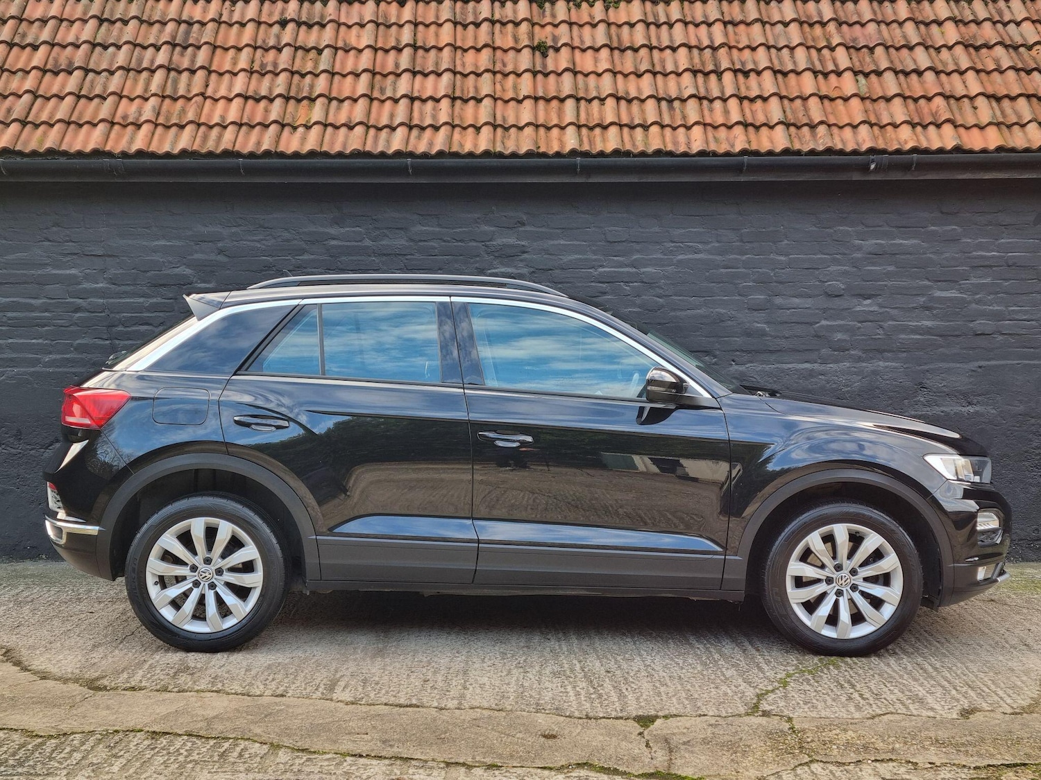 Used Volkswagen T-Roc 2018 for sale - 76691155: Photo 16