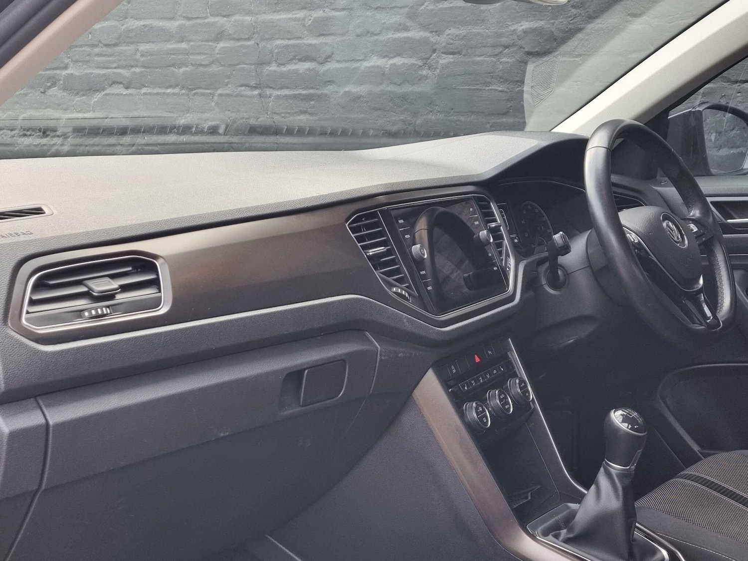 Used Volkswagen T-Roc 2018 for sale - 76691155: Photo 18