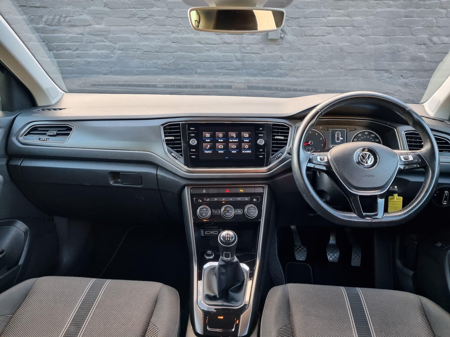 Used Volkswagen T-Roc 2018 for sale - 76691155: Photo 19