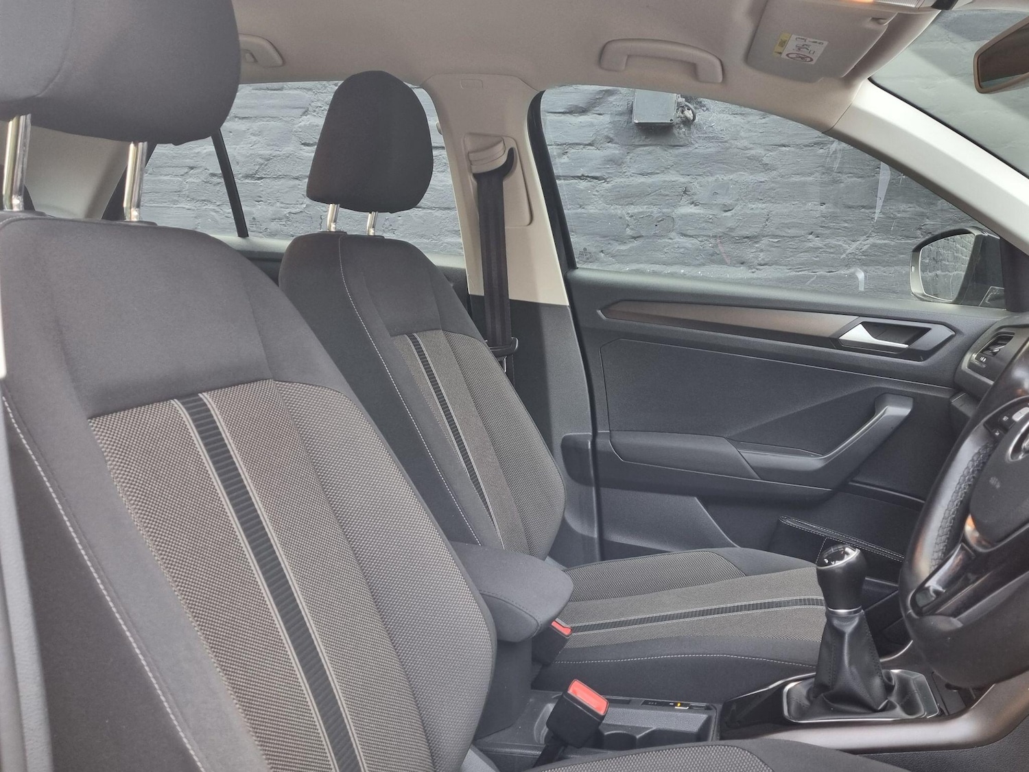 Used Volkswagen T-Roc 2018 for sale - 76691155: Photo 21