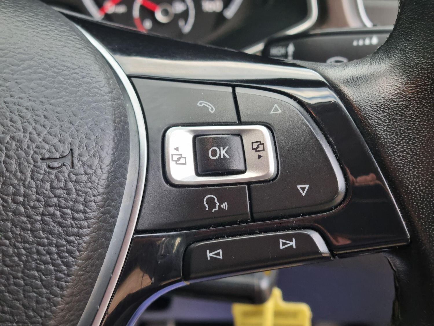 Used Volkswagen T-Roc 2018 for sale - 76691155: Photo 25