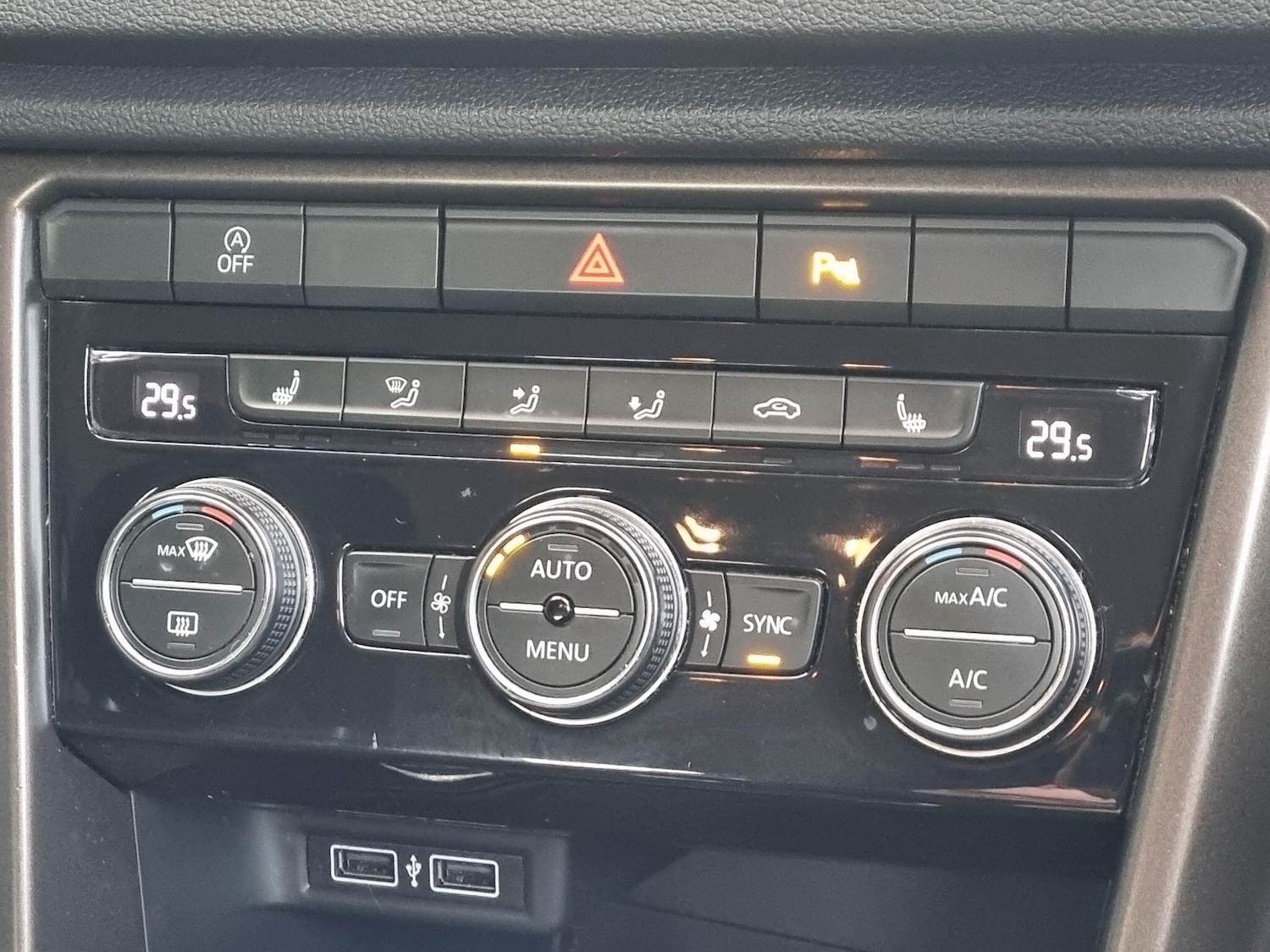 Used Volkswagen T-Roc 2018 for sale - 76691155: Photo 27