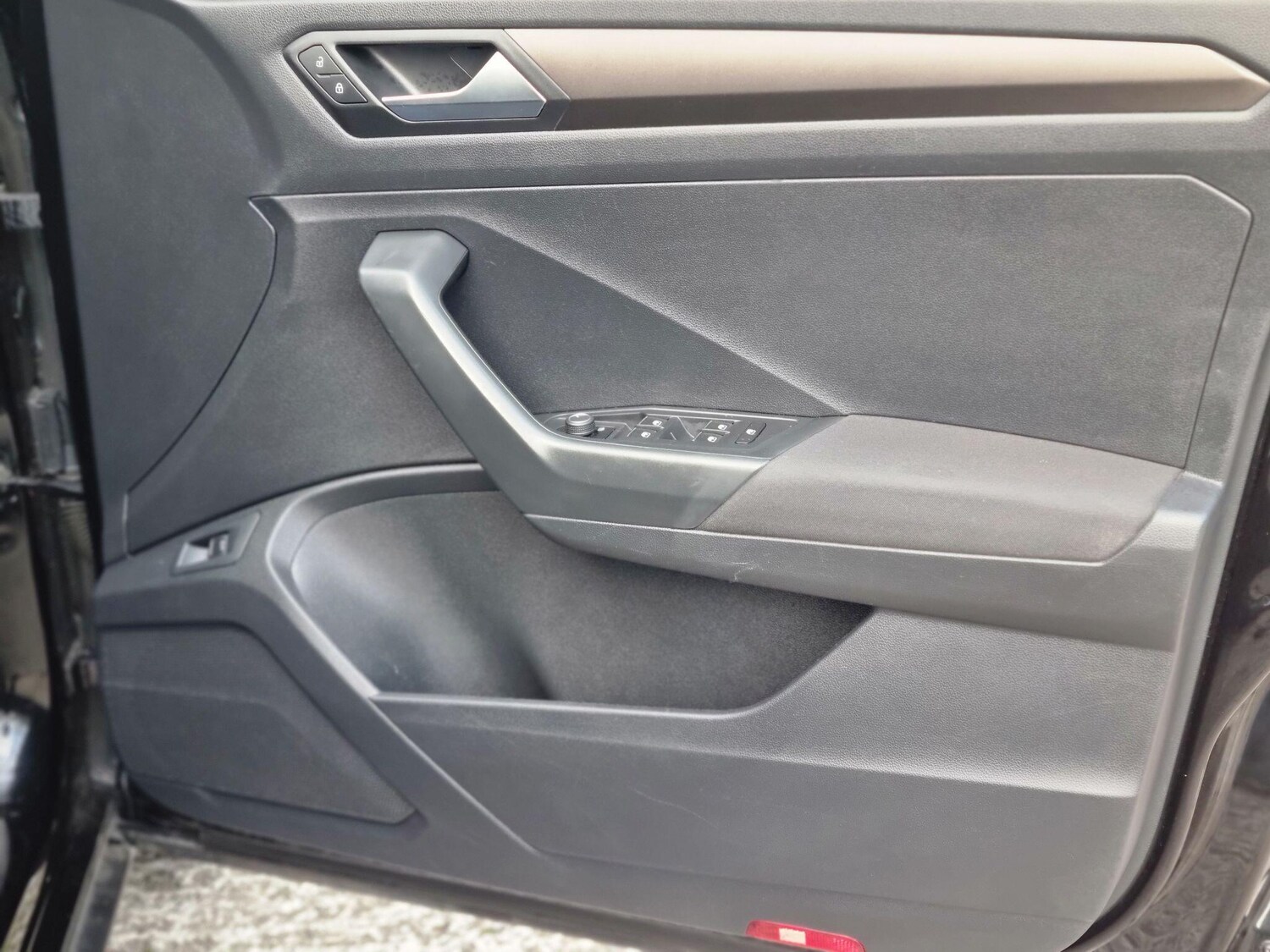 Used Volkswagen T-Roc 2018 for sale - 76691155: Photo 29