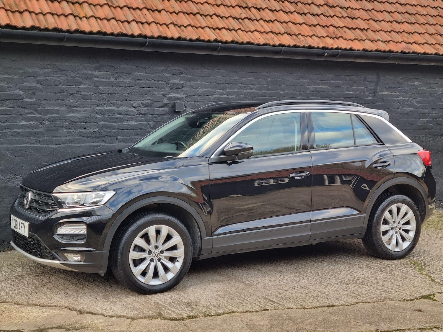 Used Volkswagen T-Roc 2018 for sale - 76691155: Photo 9