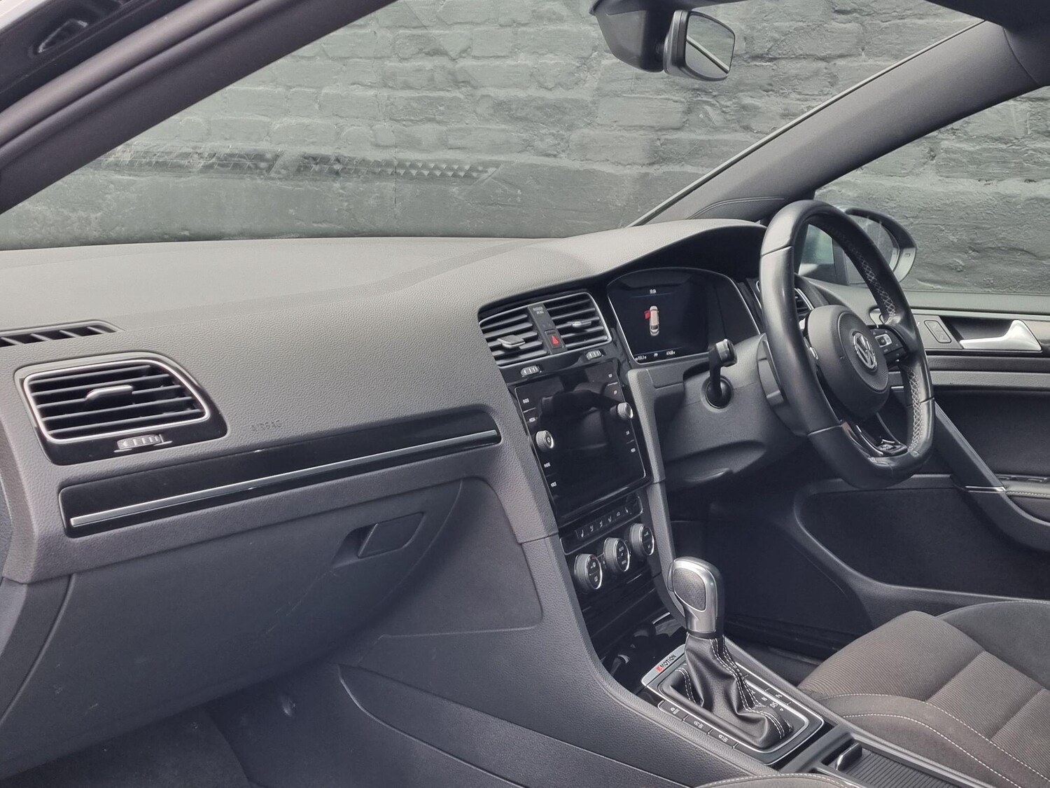 Used Volkswagen Golf 2020 for sale - 77440039: Photo 19