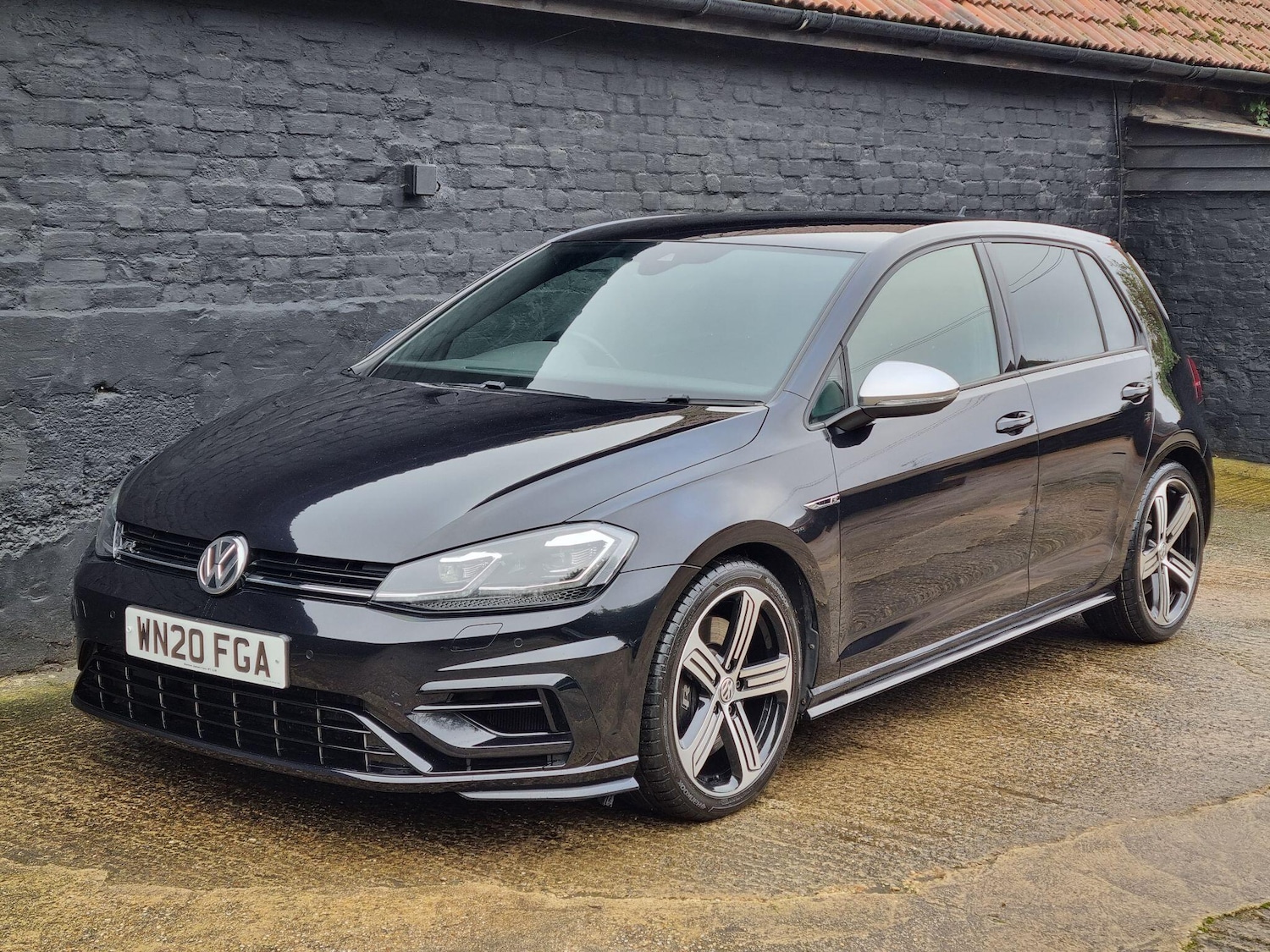 Used Volkswagen Golf 2020 for sale - 77440039: Photo 2