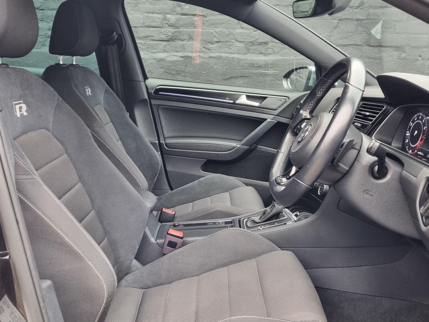 Used Volkswagen Golf 2020 for sale - 77440039: Photo 22