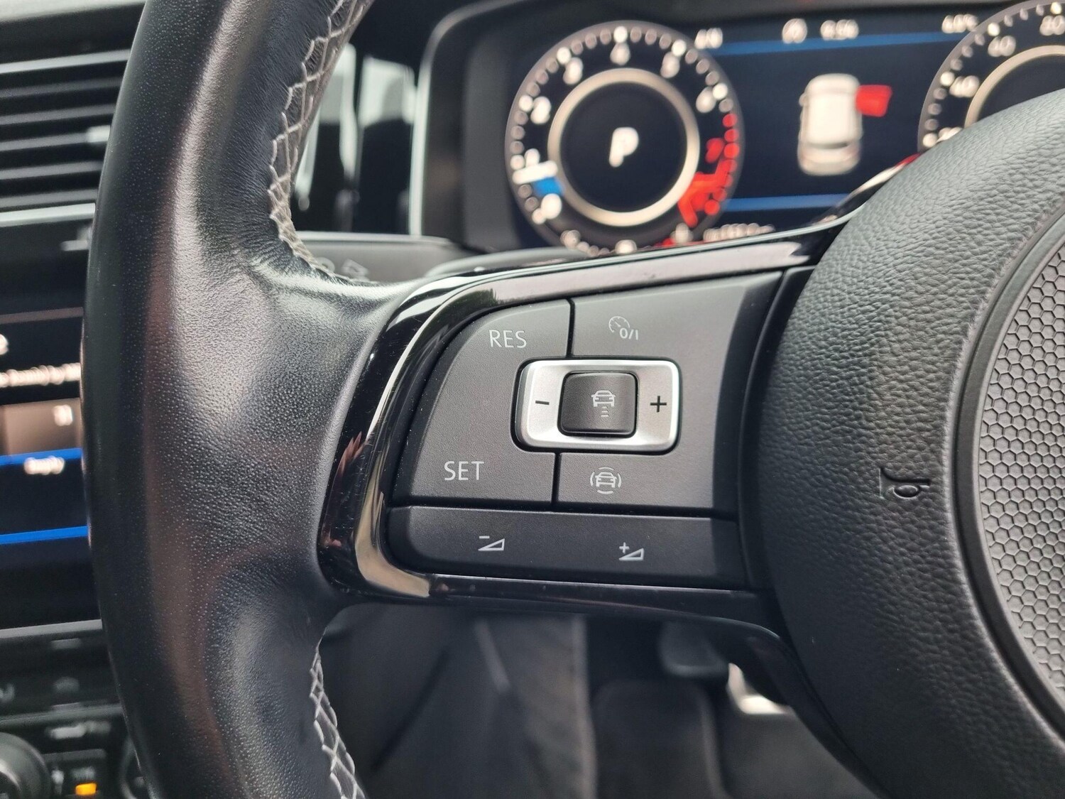 Used Volkswagen Golf 2020 for sale - 77440039: Photo 28