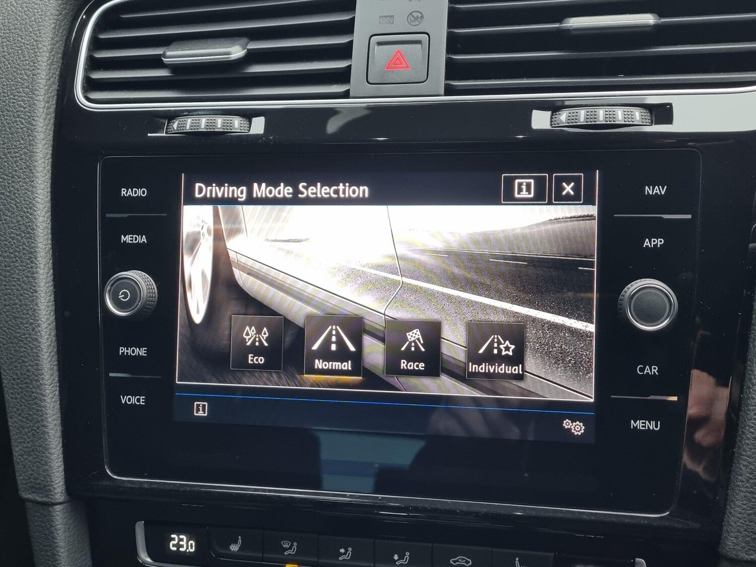 Used Volkswagen Golf 2020 for sale - 77440039: Photo 39