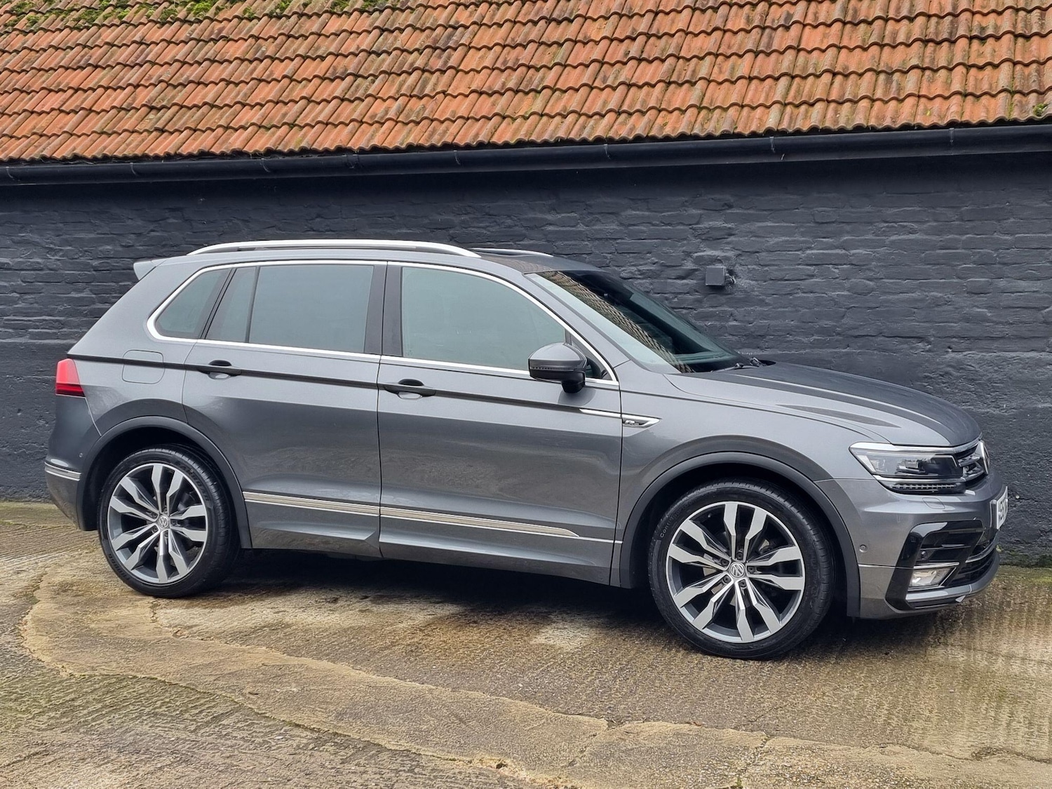 Used Volkswagen Tiguan 2017 for sale - 77143381: Photo 14