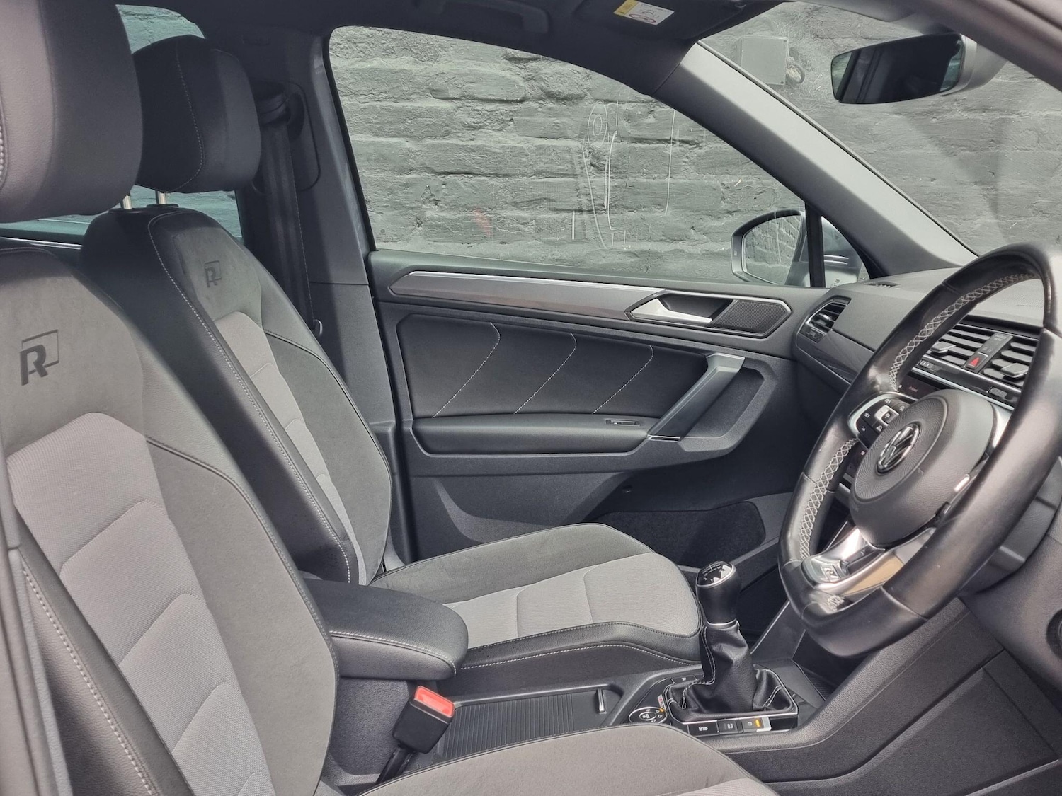 Used Volkswagen Tiguan 2017 for sale - 77143381: Photo 22