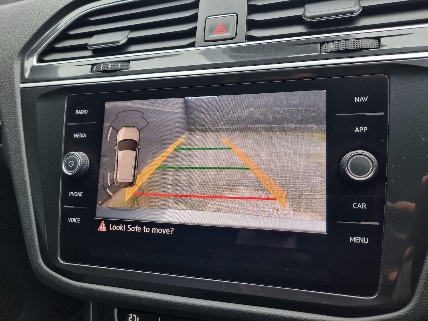 Used Volkswagen Tiguan 2017 for sale - 77143381: Photo 44