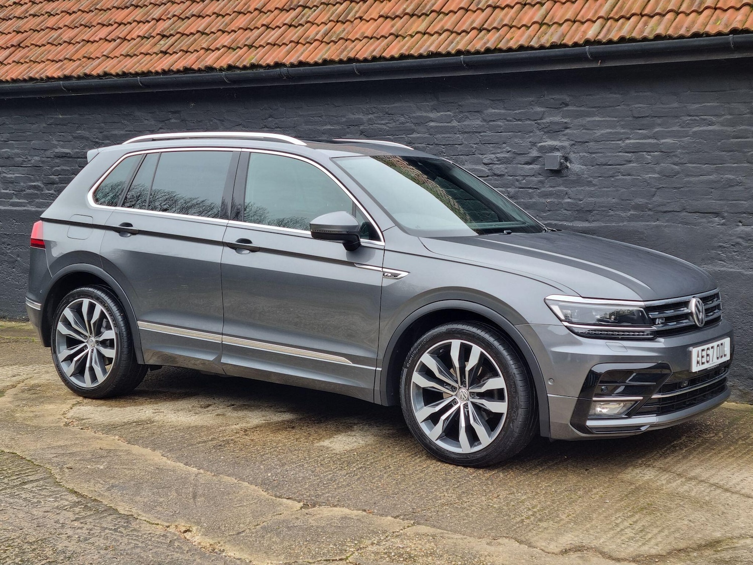 Used Volkswagen Tiguan 2017 for sale - 77143381: Photo 6