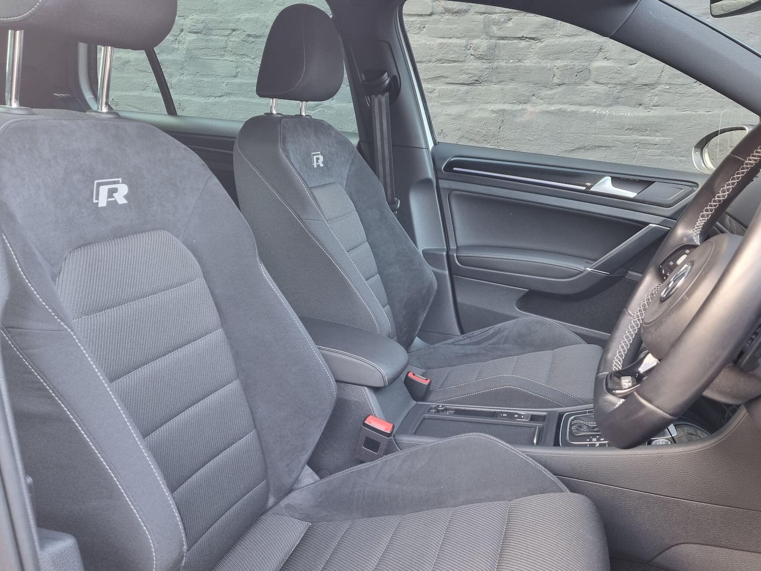 Used Volkswagen Golf for sale - 77242332: Photo 24