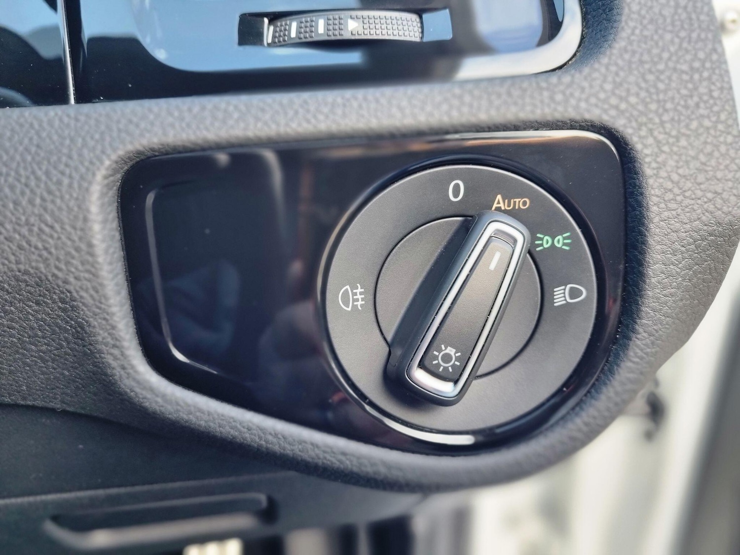 Used Volkswagen Golf for sale - 77242332: Photo 31