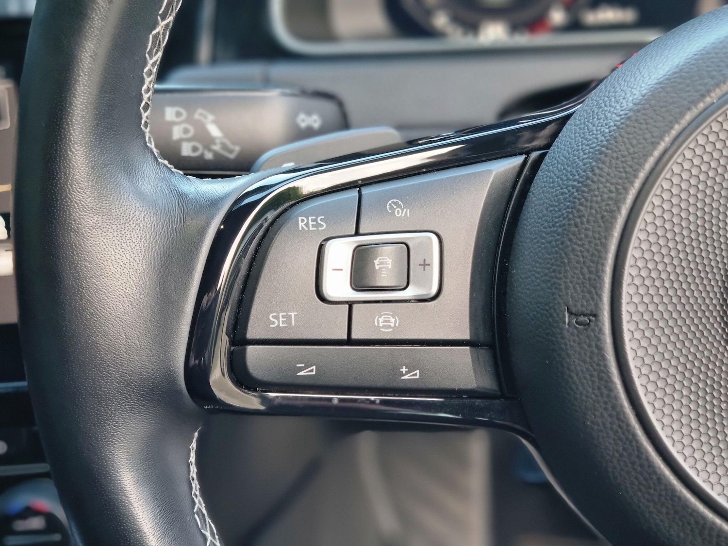 Used Volkswagen Golf for sale - 77242332: Photo 33