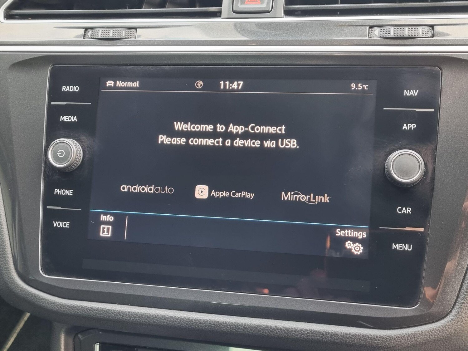 Used Volkswagen Tiguan 2017 for sale - 76597146: Photo 34