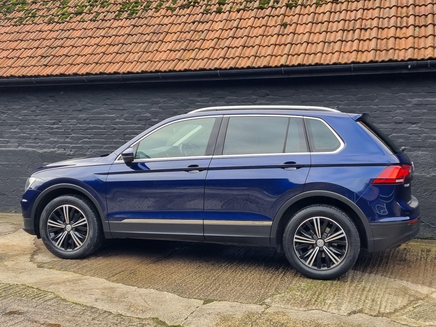 Used Volkswagen Tiguan 2017 for sale - 76597146: Photo 8