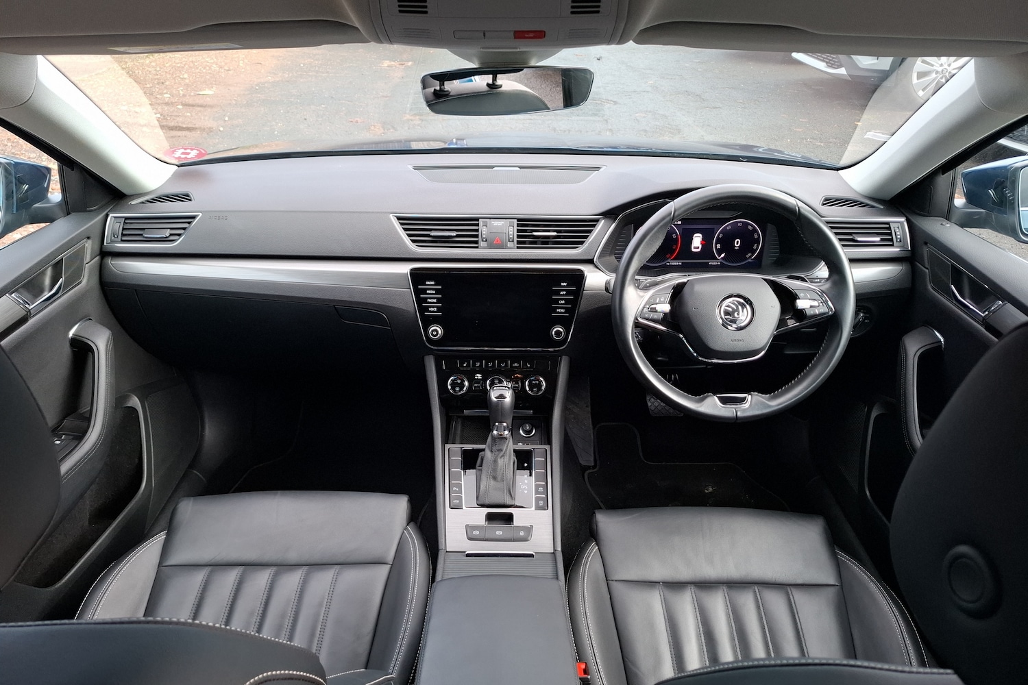 Used Skoda Superb 2022 for sale - 76777136: Photo 6