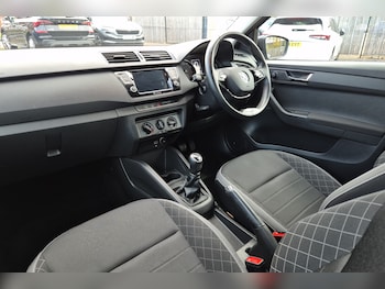 Used Skoda Fabia 2021 for sale - 76458680: Photo