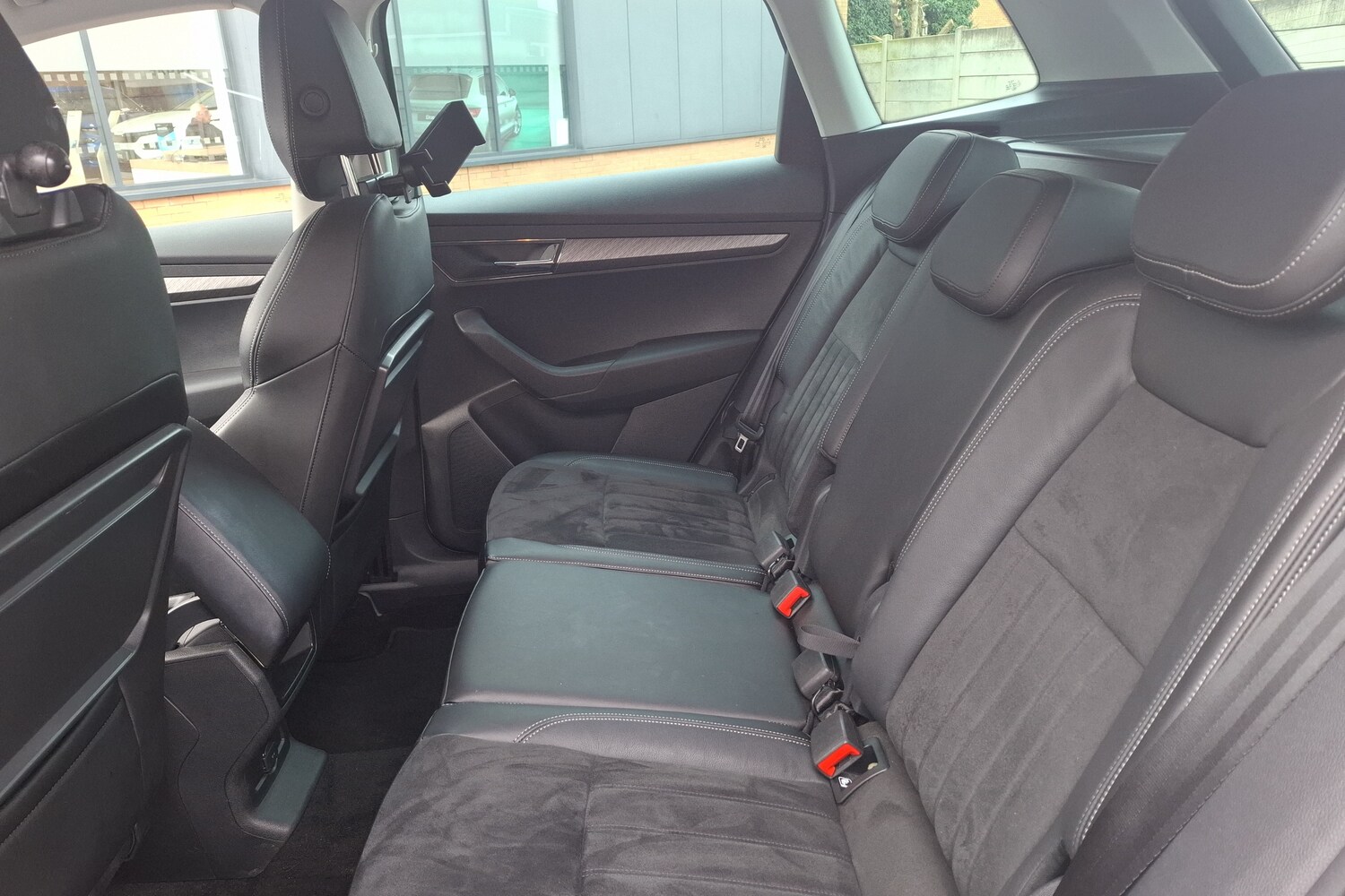 Used Skoda Karoq 2023 for sale - 77649649: Photo 8