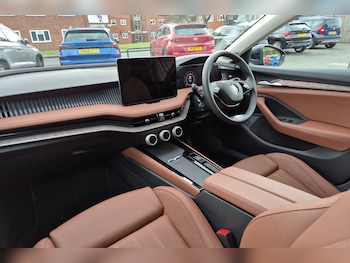 Used Skoda Superb 2025 for sale - 77588120: Photo