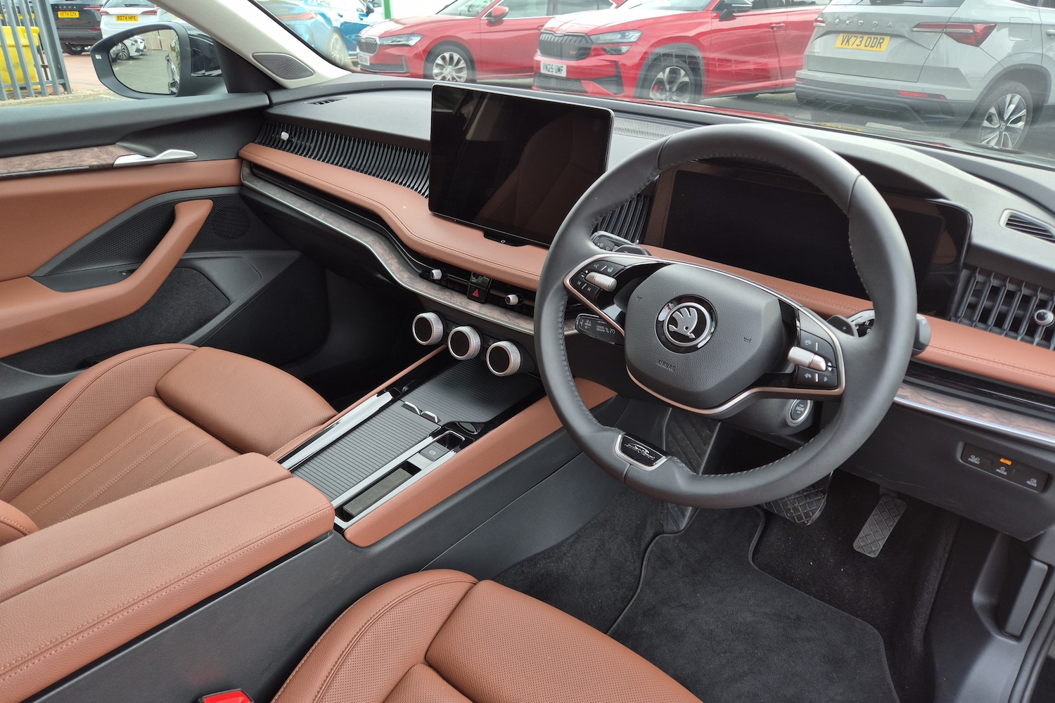 Used Skoda Superb 2025 for sale - 76680052: Photo 6