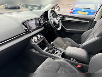 Used Skoda Karoq 2023 for sale - 76302033: Photo