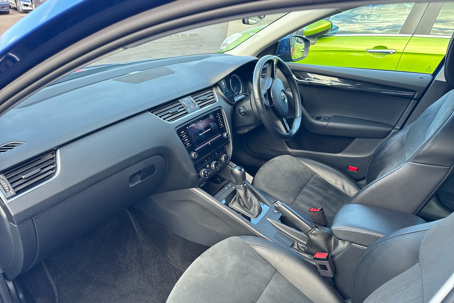 Used Skoda Octavia 2019 for sale - 78206855: Photo 2