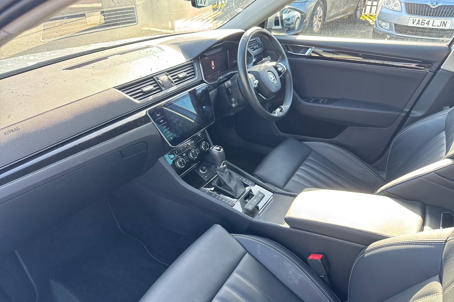 Used Skoda Superb 2024 for sale - 78217954: Photo 2