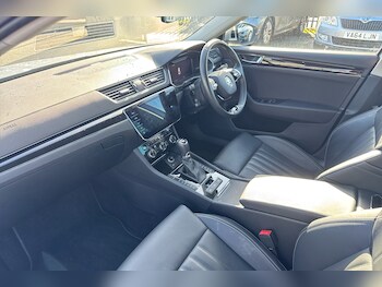 Used Skoda Superb 2024 for sale - 78217954: Photo