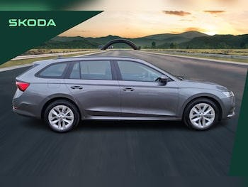 Used Skoda Octavia 2024 for sale - 77498316: Photo
