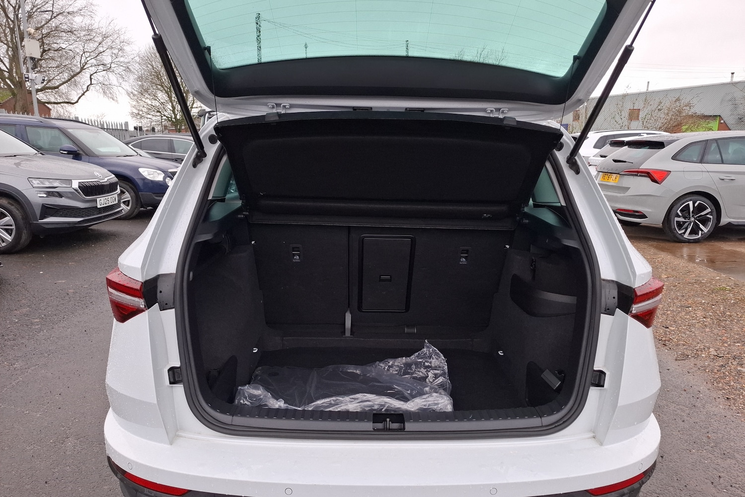 Used Skoda Karoq 2025 for sale - 78105555: Photo 10