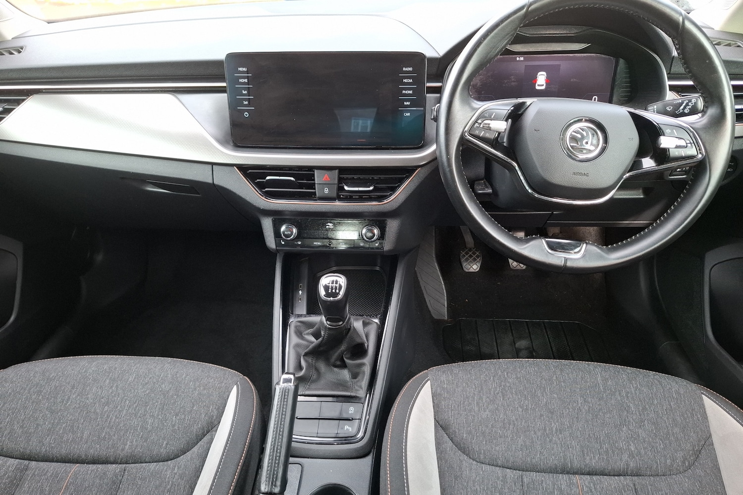 Used Skoda Kamiq 2022 for sale - 76675432: Photo 2