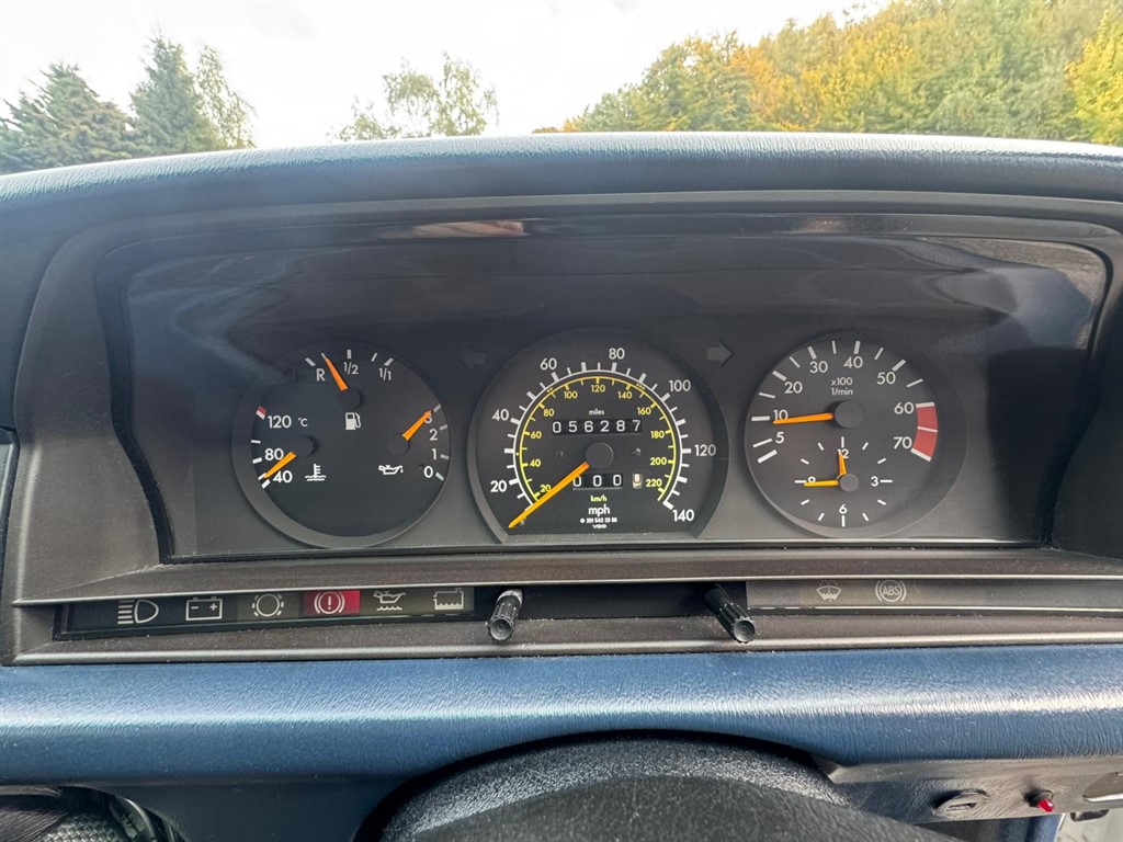 Used Mercedes-Benz 190 1992 for sale - 76332354: Photo 23