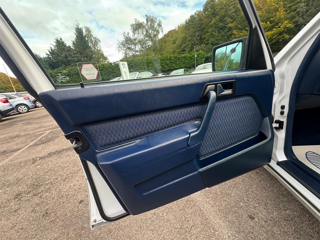 Used Mercedes-Benz 190 1992 for sale - 76332354: Photo 26