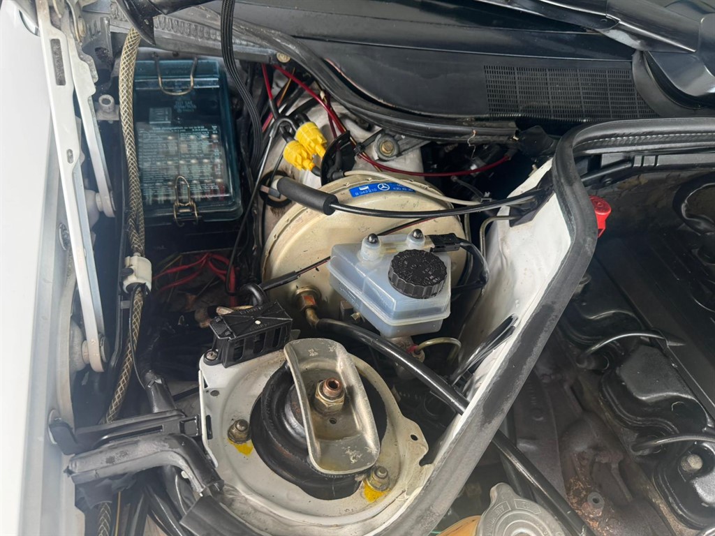 Used Mercedes-Benz 190 1992 for sale - 76332354: Photo 37