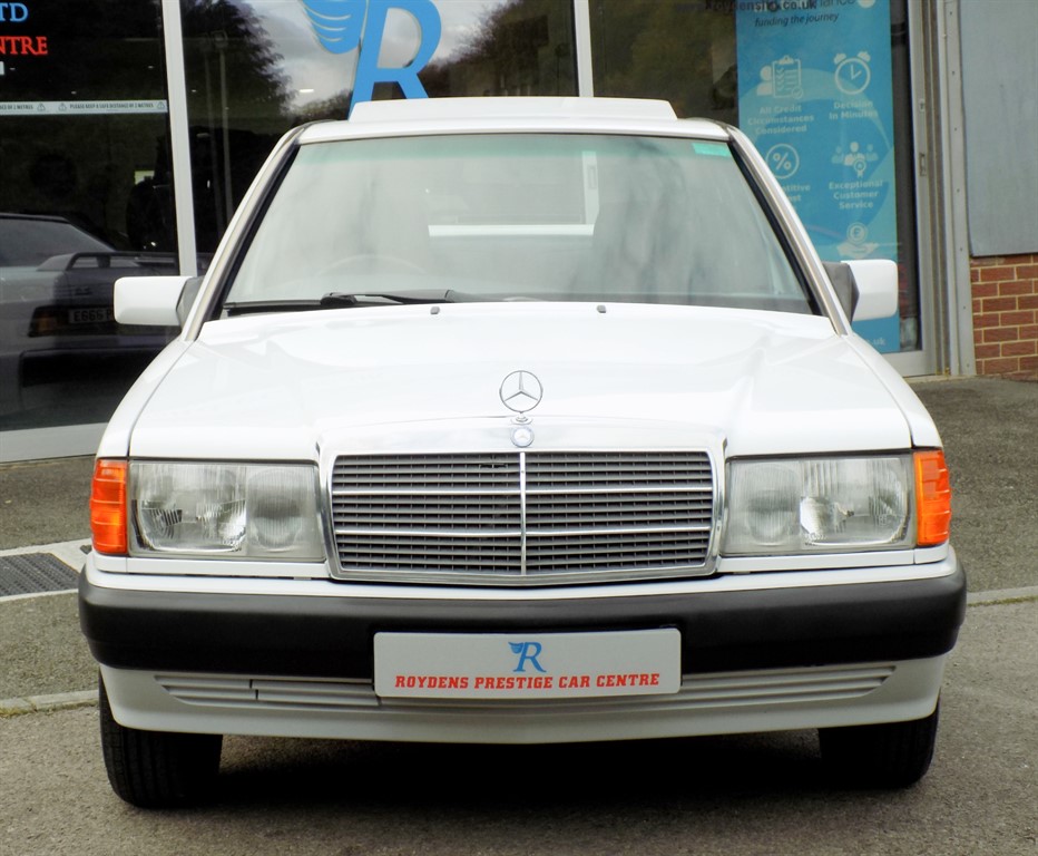 Used Mercedes-Benz 190 1992 for sale - 76332354: Photo 4