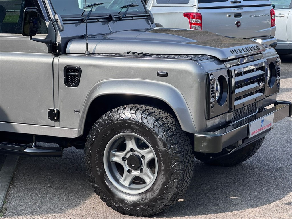 Used Land Rover Defender 2007 for sale - 77988836: Photo 2