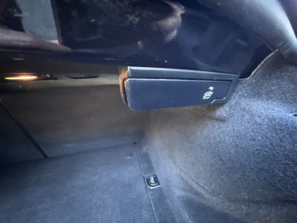 Used Audi A5 2011 for sale - 77918262: Photo 9